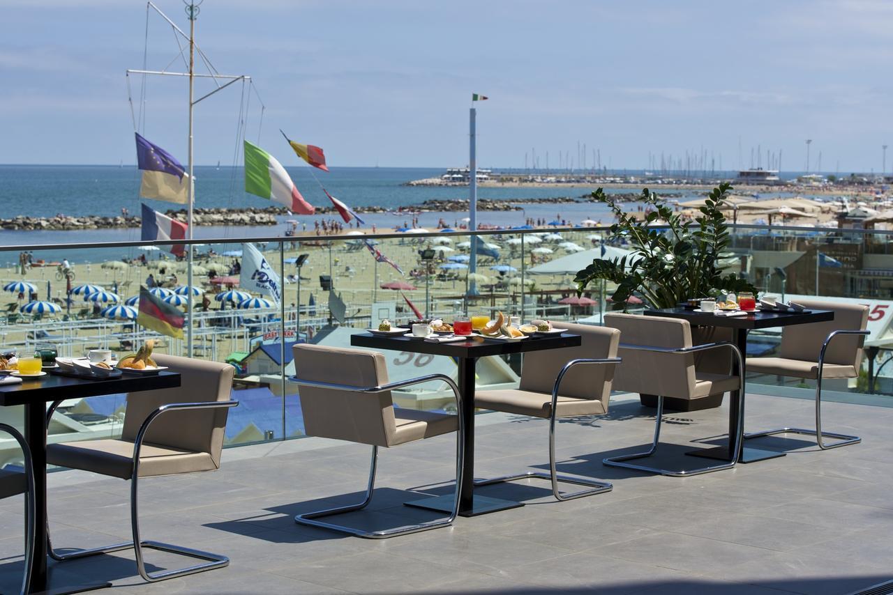 Victoria Palace Hotel Cattolica Exterior foto